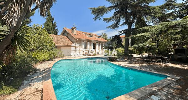 À vendre Maison 6 pièces 170 m² - Bandol 83150