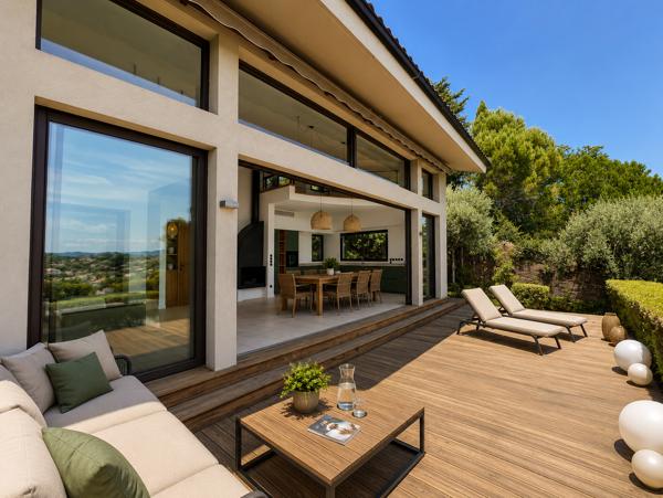 Maison
         6 pièces
        - 200 m² 1 980 000 € *