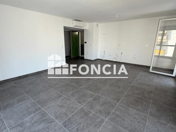 Location Appartement 3 pièces 65.02 m² - Saint Laurent Du Var 06700