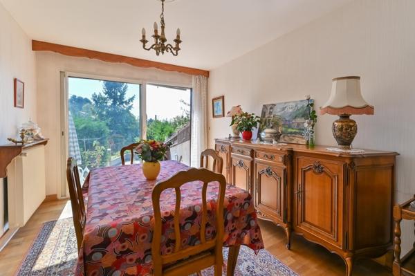 Maison à SAINT-DIDIER-AU-MONT-D'OR, 69370 - 5 pièces 128m²