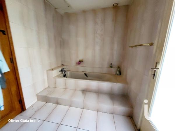 Maison à vendre 10 pièces 260 m² Narbonne