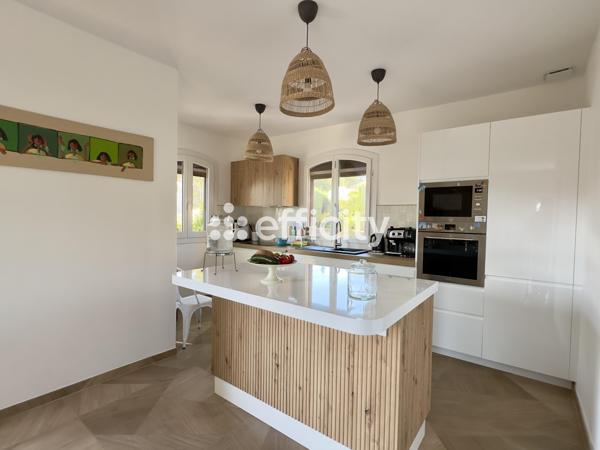 Maison 5 pièces - 140 m²