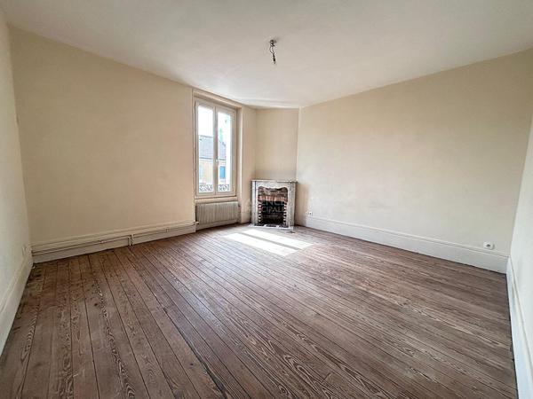 Maison Vaux-sur-seine 7 pièce(s) 164.23 m2 €265 000 ** - Référence 1754