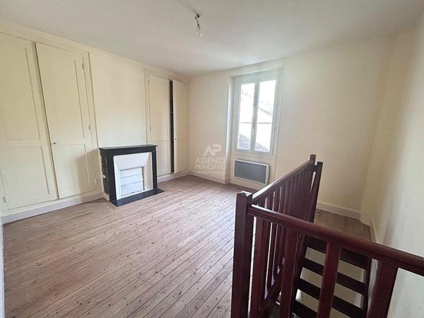 Maison Vaux-sur-seine 7 pièce(s) 164.23 m2 €265 000 ** - Référence 1754