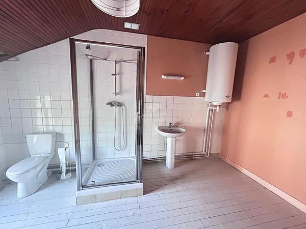 Maison Vaux-sur-seine 7 pièce(s) 164.23 m2 €265 000 ** - Référence 1754