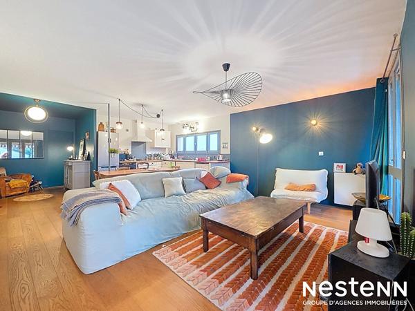 Les Ormes, au coeur du centre-ville, spacieux appartement de type 4 avec vue sur les Coteaux