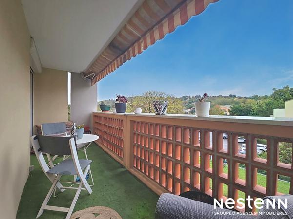 Les Ormes, au coeur du centre-ville, spacieux appartement de type 4 avec vue sur les Coteaux