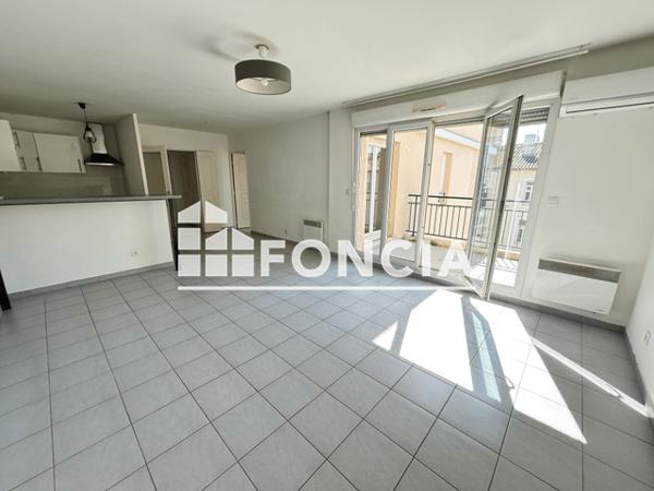 Location Appartement 2 pièces 51.75 m² - 70 AVENUE CLAUDE MONNET Marseille 13014