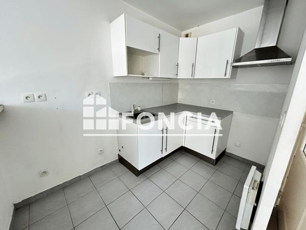 Location Appartement 2 pièces 51.75 m² - 70 AVENUE CLAUDE MONNET Marseille 13014