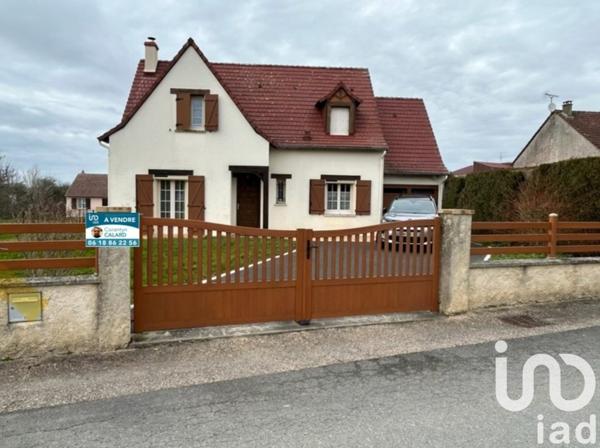 Maison traditionnelle 5 pièces de 97 m² à Saint-Benoît-du-Sault (36170)