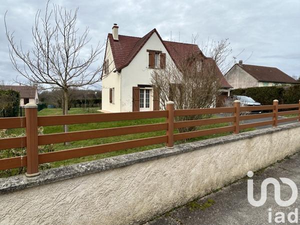 Maison traditionnelle 5 pièces de 97 m² à Saint-Benoît-du-Sault (36170)