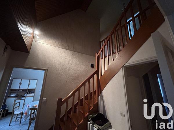 Maison traditionnelle 5 pièces de 97 m² à Saint-Benoît-du-Sault (36170)