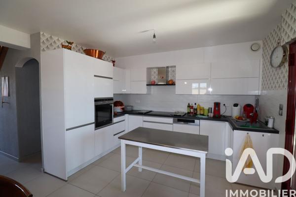 Location maison 5 pièces 121 m² Ingré