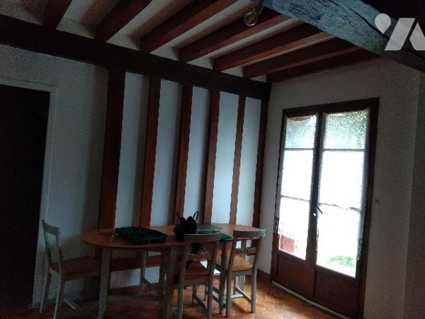 MAISON DE CAMPAGNE dans hameau