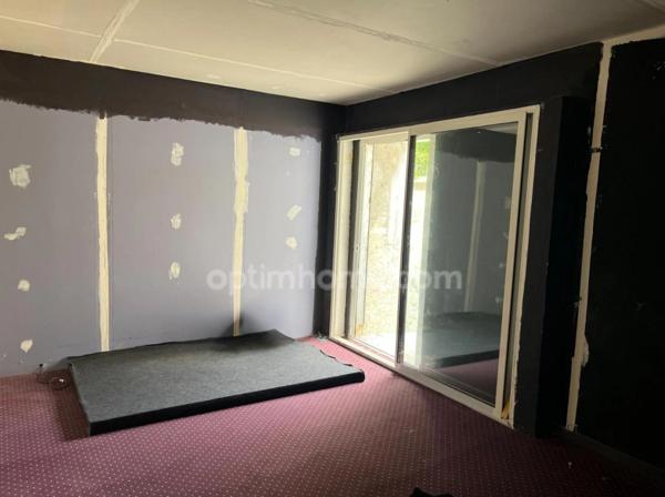 QUARTIER VICTOR HUGO - Idéal investisseur/entrepreneur - Fort potentiel d'aménagement - ANGOULEME (16)