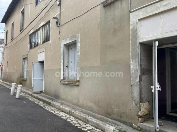 QUARTIER VICTOR HUGO - Idéal investisseur/entrepreneur - Fort potentiel d'aménagement - ANGOULEME (16)