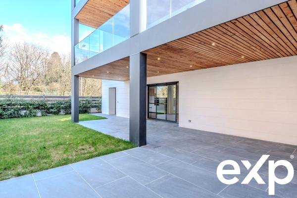 Grand appartement avec 118m2 de Terrasse