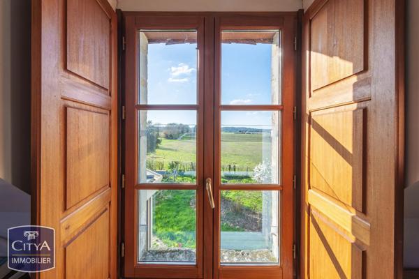 Maison à vendre 8 pièces 173m² Vernoil-le-Fourrier (49390)