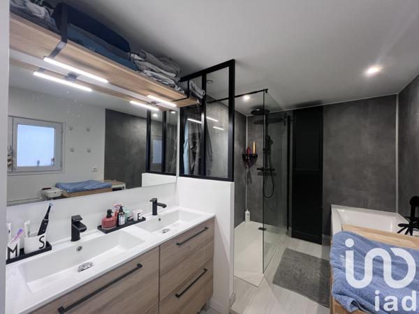 Maison de ville 4 pièces de 96 m² à Seclin (59113)