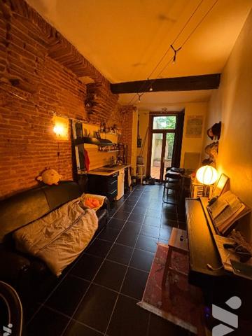 À Vendre – T1 de charme en hypercentre de Toulouse – Quartier Carmes.