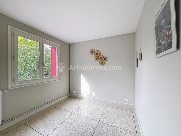 Location                                                      Maison
                        
                     3 pièces                      89 m2                     à Clermont-Ferrand
