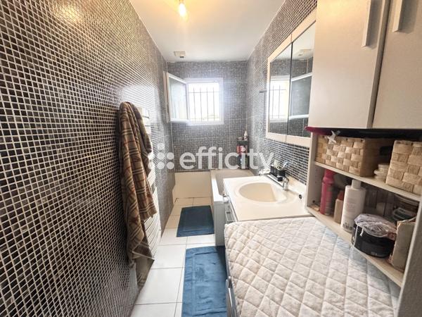 Maison 4 pièces - 80 m² Exclusivité efficity