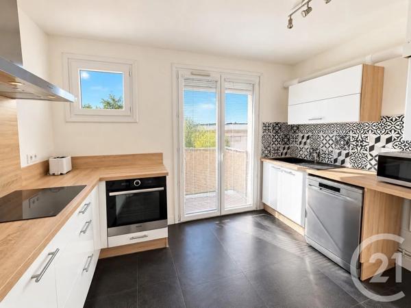 Appartement F3 à vendre  3 pièces - 71,80 m 2   ALBI  - 81