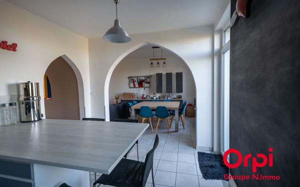 Maison à vendre    7 pièces •  Laon