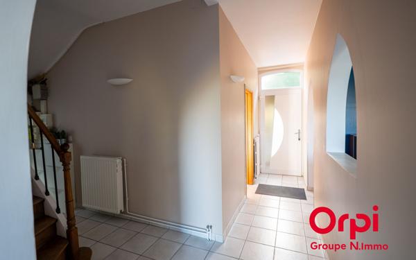 Maison à vendre    7 pièces •  Laon