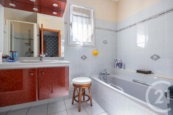 Maison à vendre  6 pièces - 164,77 m 2   CARMAUX  - 81
