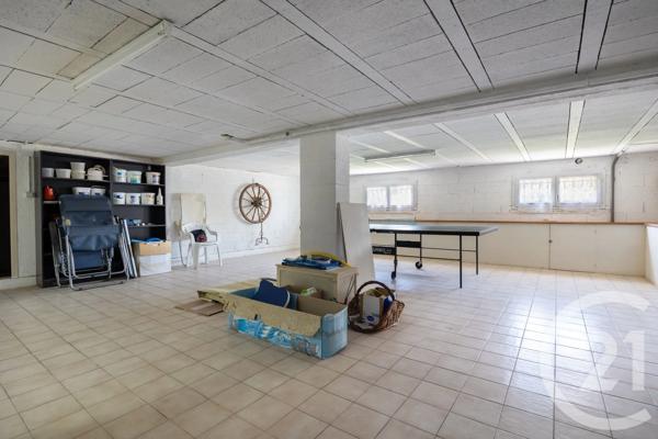 Maison à vendre  6 pièces - 164,77 m 2   CARMAUX  - 81