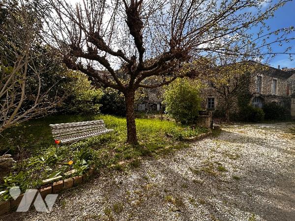 Maison de maître de caractère au cœur du Haut-Livron