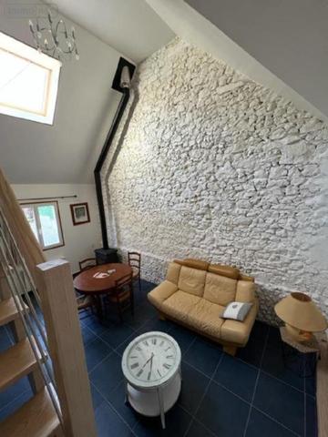 Maison à vendre à Montreuil-sur-Mer dans le Pas-de-Calais (62170), ref : 083/1811