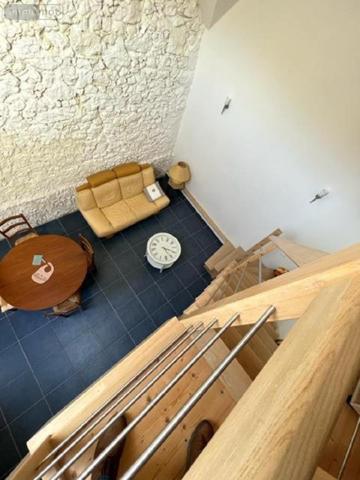 Maison à vendre à Montreuil-sur-Mer dans le Pas-de-Calais (62170), ref : 083/1811