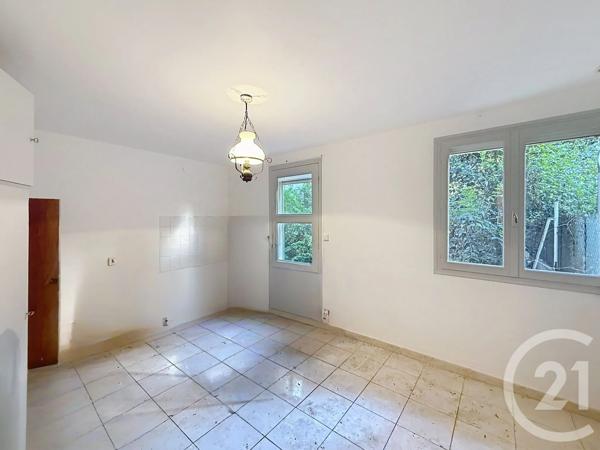 Appartement F4 à vendre  4 pièces - 90,70 m 2   PERPIGNAN  - 66