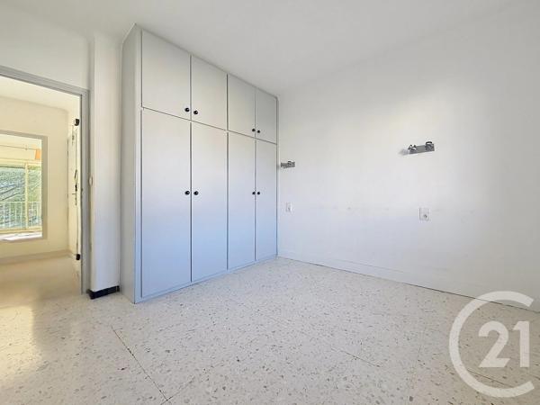 Appartement F4 à vendre  4 pièces - 90,70 m 2   PERPIGNAN  - 66