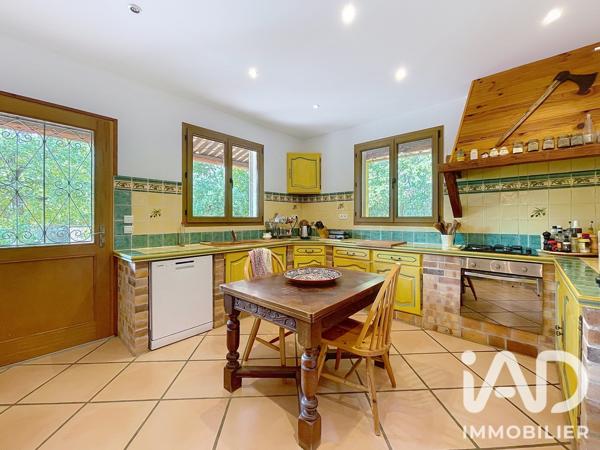 Maison à vendre 7 pièces 198 m² Fayence