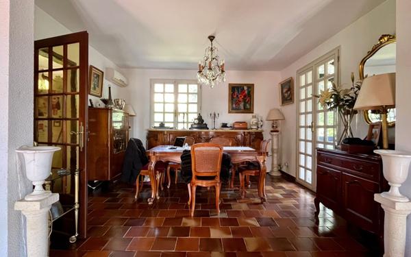 Maison à vendre    6 pièces •  Saint-Gély-du-Fesc