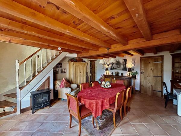 Successful Gîte Complex - 5 Independent Gîtes - Heated Pool - Turnkey Business