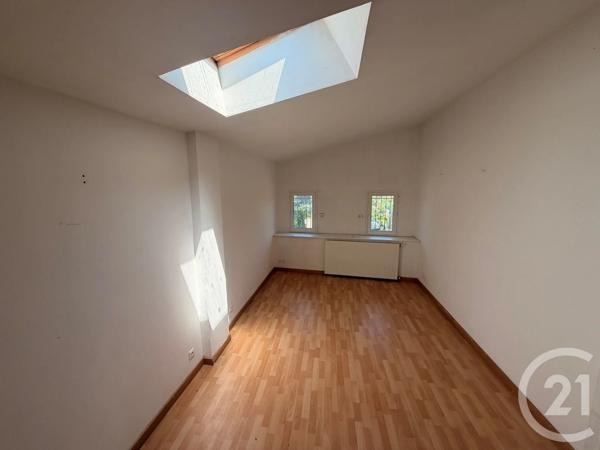 Maison à vendre  7 pièces - 190 m 2   DAVEZIEUX  - 07