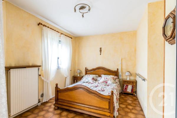 Maison à vendre  4 pièces - 88 m 2   JASSANS RIOTTIER  - 01