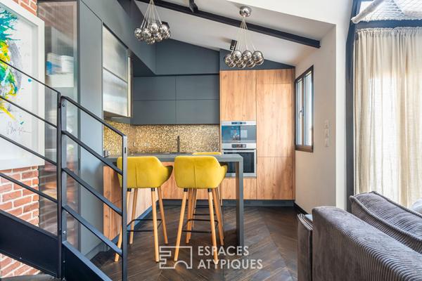 Ancien garage transformé en loft à proximité des bords de Marne