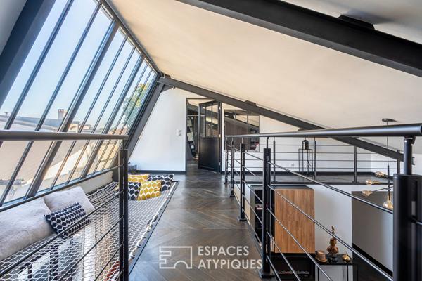 Ancien garage transformé en loft à proximité des bords de Marne