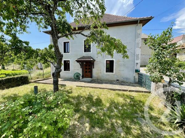 Appartement T6 à vendre  6 pièces - 120 m 2   BELLEY  - 01