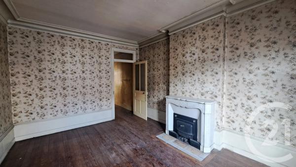 Appartement T6 à vendre  6 pièces - 120 m 2   BELLEY  - 01