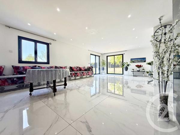 Maison à vendre  6 pièces - 210 m 2   BELLEY  - 01