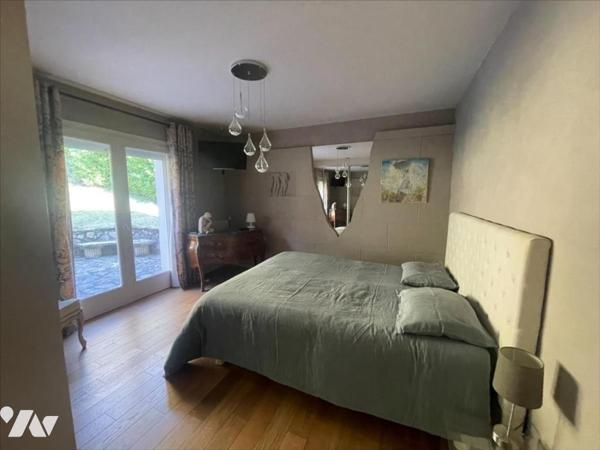 Maison familiale de 200 m² sur 12 976 m²
