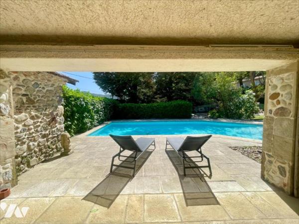 Maison familiale de 200 m² sur 12 976 m²