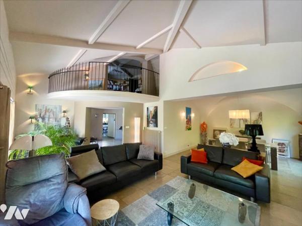 Maison familiale de 200 m² sur 12 976 m²
