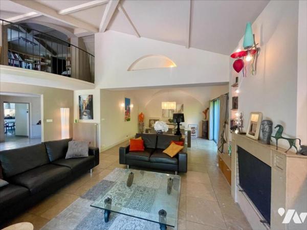 Maison familiale de 200 m² sur 12 976 m²